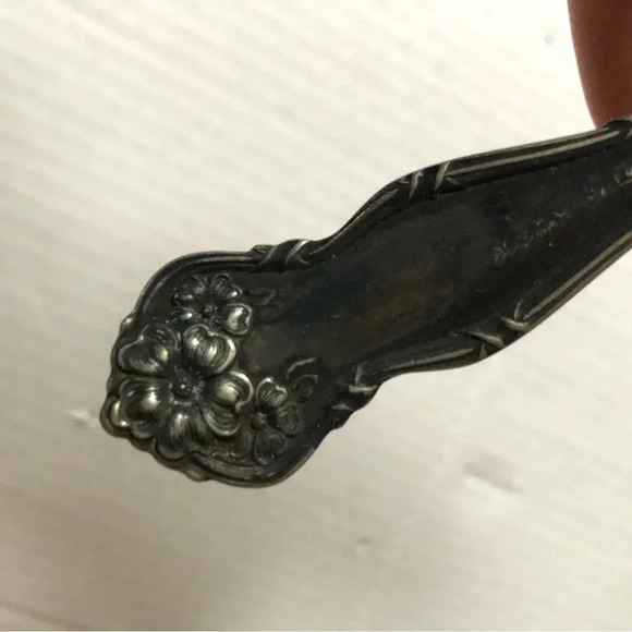 Antique Wm Rogers & Son Serving Spoon - Picture 3 of 8